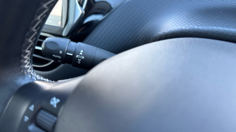 Peugeot 2008 1.2 PureTech 130 Allure Premium 5dr Petrol Estate